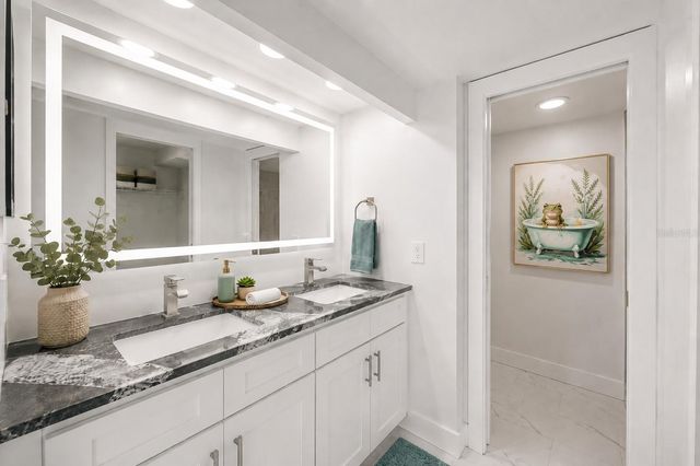 2618 COVE CAY DRIVE 109, Clearwater, FL 33760