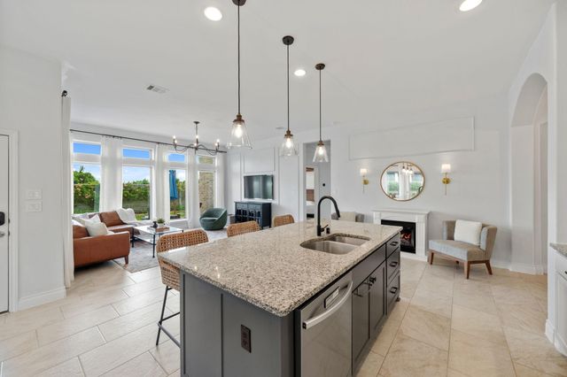 2119 Blackhawk Ridge Lane, Manvel, TX 77578