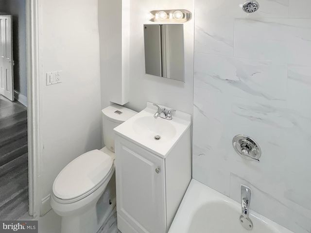 160 MCCLELLAN ST, Philadelphia, PA 19148