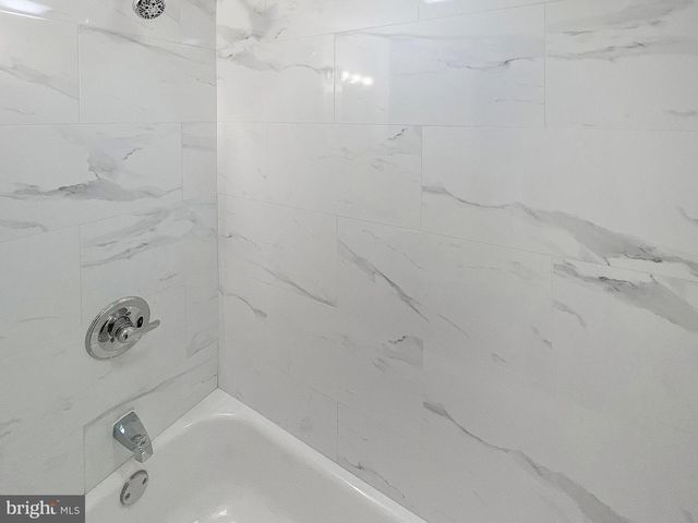 160 MCCLELLAN ST, Philadelphia, PA 19148