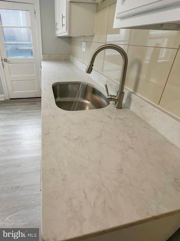 160 MCCLELLAN ST, Philadelphia, PA 19148