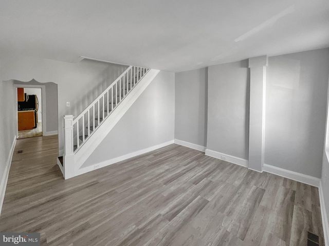 160 MCCLELLAN ST, Philadelphia, PA 19148