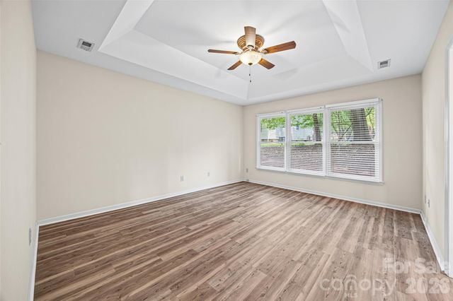 5053 Suwarrow Court, Tega Cay, SC 29708