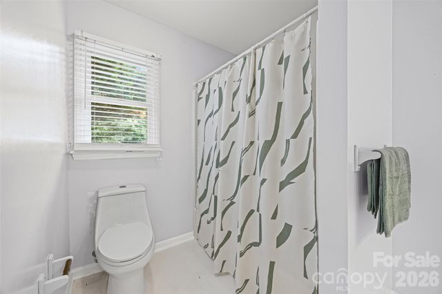 5053 Suwarrow Court, Tega Cay, SC 29708