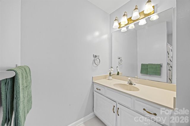 5053 Suwarrow Court, Tega Cay, SC 29708