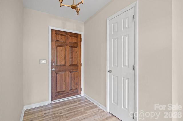 5053 Suwarrow Court, Tega Cay, SC 29708
