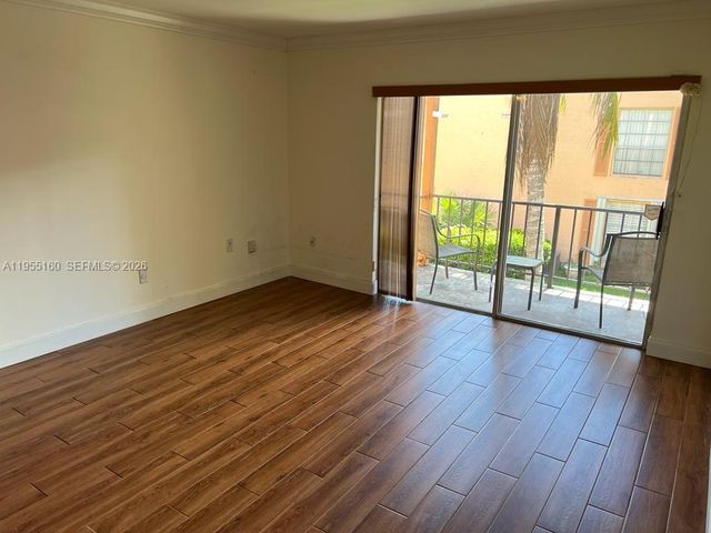 7160 Fairway Dr J18, Miami Lakes, FL 33014