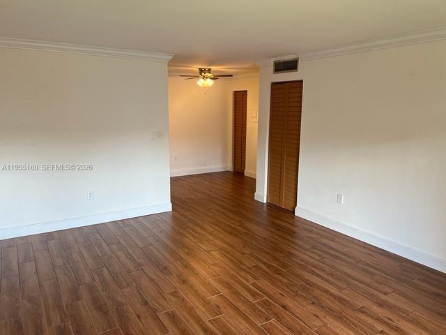 7160 Fairway Dr J18, Miami Lakes, FL 33014