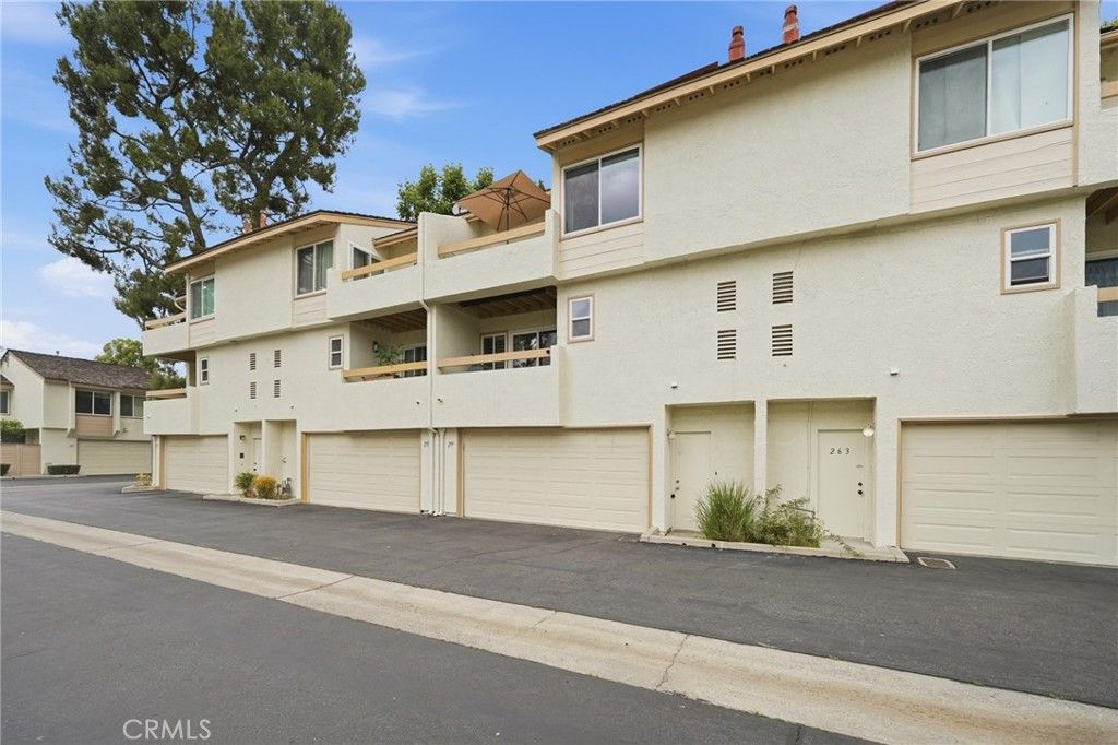 Image 43 of property listing at 259 Scenic, Brea, CA 92821
