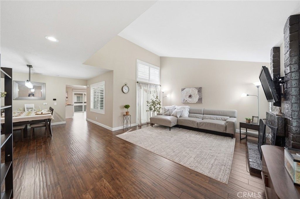 Image 6 of property listing at 259 Scenic, Brea, CA 92821