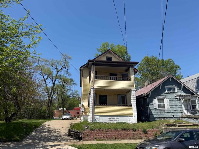 1617 NE MONROE Street, Peoria, IL 61603