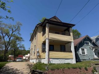 1617 NE MONROE Street, Peoria, IL 61603