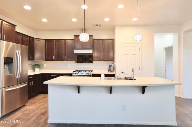 27317 N 51st Glen, Phoenix, AZ 85083