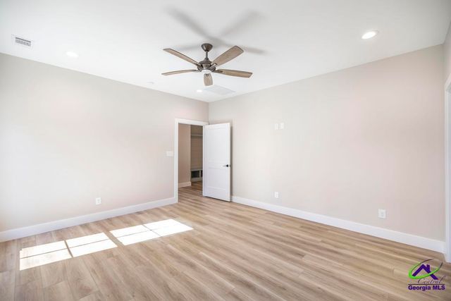 905 Massee LN, Perry, GA 31088