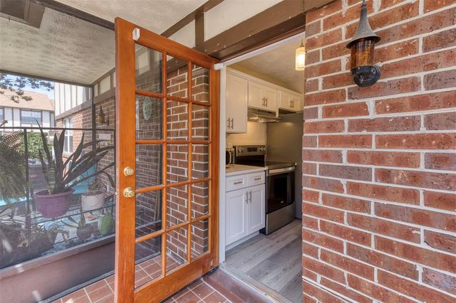 5441 HANSEL AVENUE J15, Orlando, FL 32809