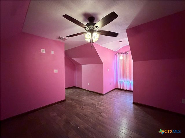 2011 Zint Street, Gonzales, TX 78629