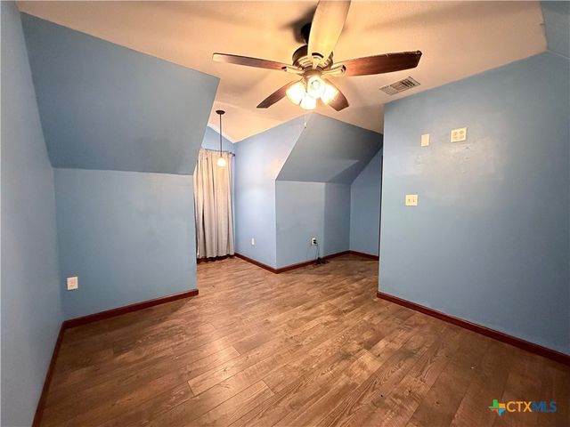 2011 Zint Street, Gonzales, TX 78629