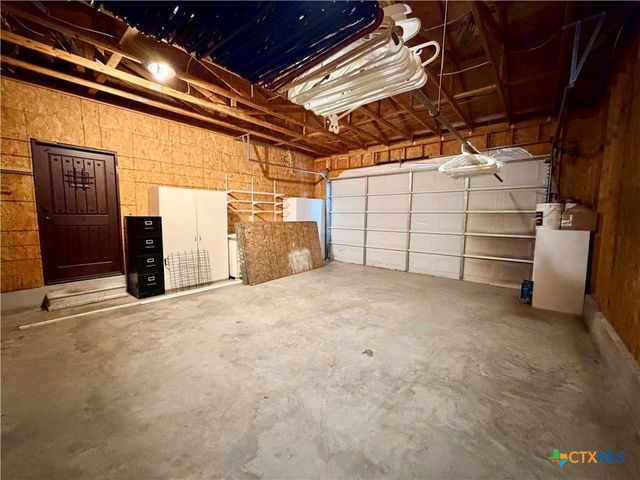 2011 Zint Street, Gonzales, TX 78629