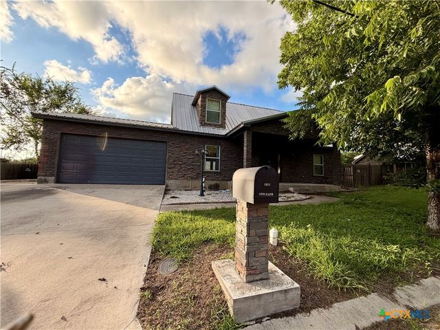 2011 Zint Street, Gonzales, TX 78629