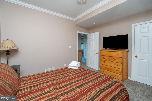 340 GRANDVIEW DR, Oakland, MD 21550