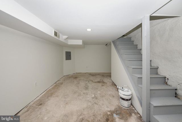 2416 N NAPA ST, Philadelphia, PA 19132