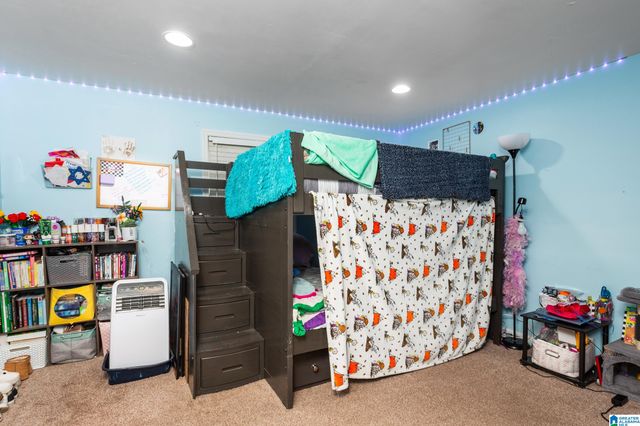 8420 LAWLEY AVENUE, Leeds, AL 35094
