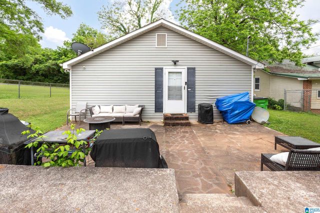 8420 LAWLEY AVENUE, Leeds, AL 35094