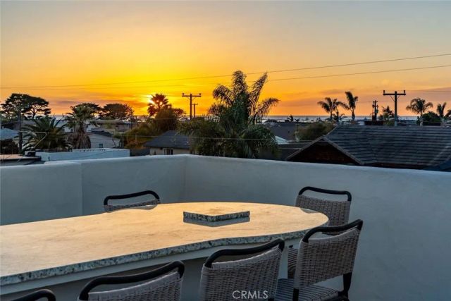 215 Placentia, Pismo Beach, CA 93449