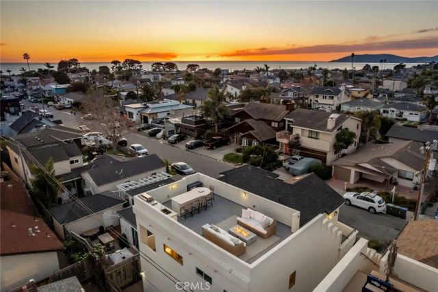 215 Placentia, Pismo Beach, CA 93449