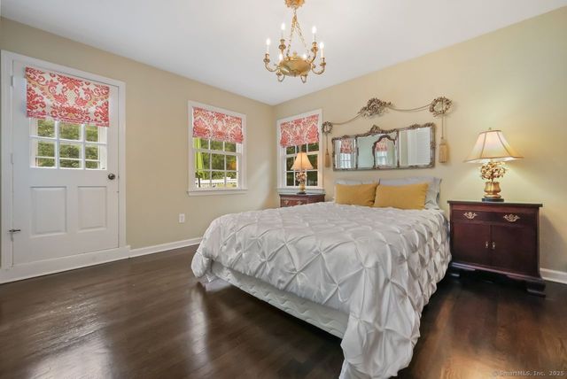 176 Logan Road, New Canaan, CT 06840