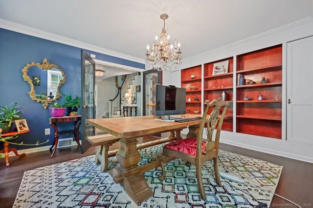 176 Logan Road, New Canaan, CT 06840