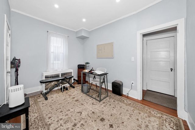 910 MARION AVE, Wilmington, DE 19809