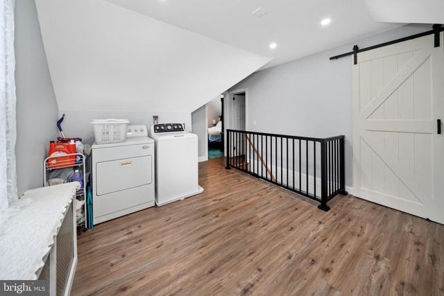 910 MARION AVE, Wilmington, DE 19809