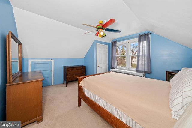 910 MARION AVE, Wilmington, DE 19809