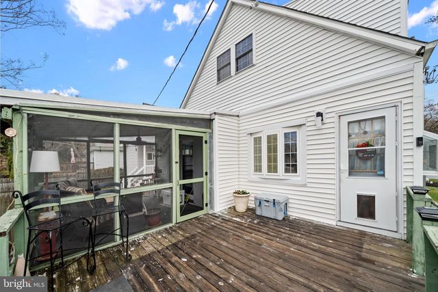 910 MARION AVE, Wilmington, DE 19809