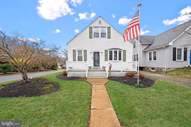 910 MARION AVE, Wilmington, DE 19809