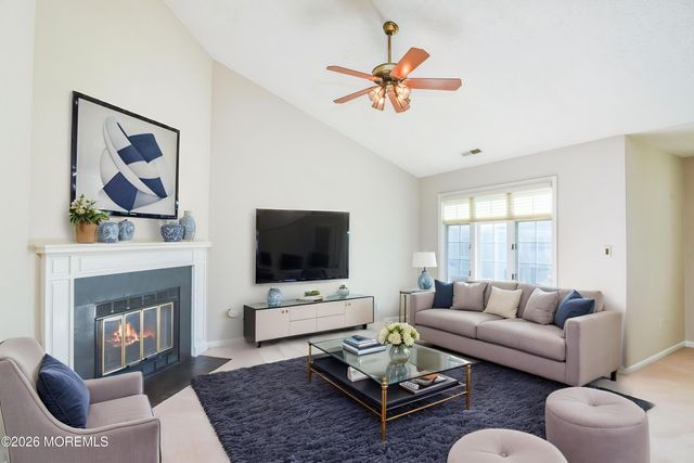 3 Rutland Lane I, Monroe, NJ 08831