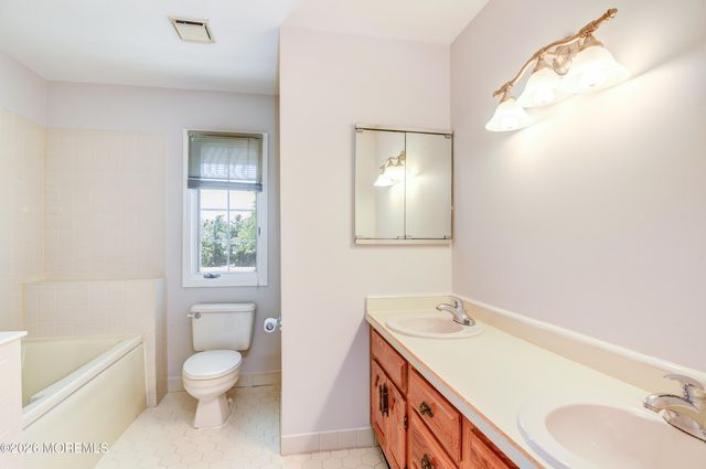 3 Rutland Lane I, Monroe, NJ 08831