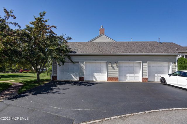 3 Rutland Lane I, Monroe, NJ 08831