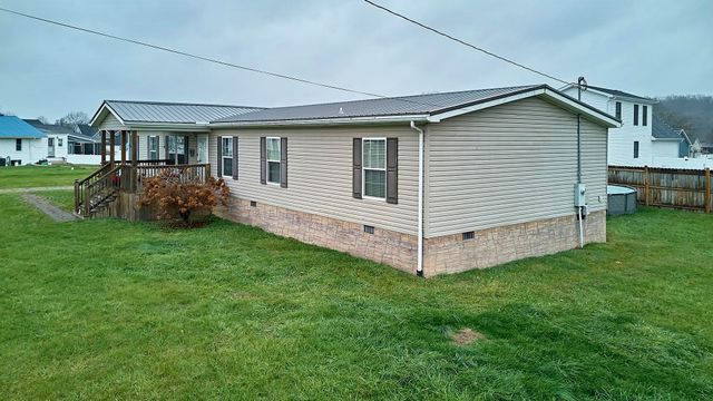 374 Sunnybrook Drive, Hurricane, WV 25526
