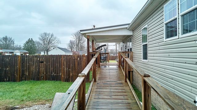 374 Sunnybrook Drive, Hurricane, WV 25526