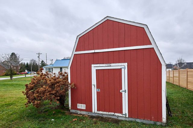 374 Sunnybrook Drive, Hurricane, WV 25526