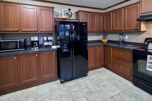 374 Sunnybrook Drive, Hurricane, WV 25526