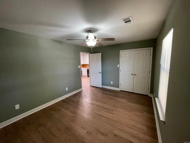 211 N Jackson Street, Cabot, AR 72023