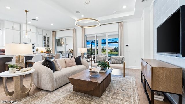 15697 Genova DR, Naples, FL 34114