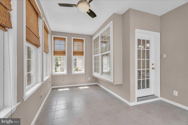 68 HILLSIDE LN, Mount Laurel, NJ 08054