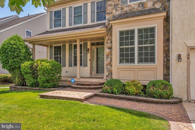 68 HILLSIDE LN, Mount Laurel, NJ 08054