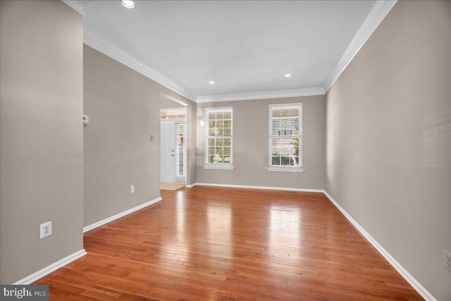 68 HILLSIDE LN, Mount Laurel, NJ 08054