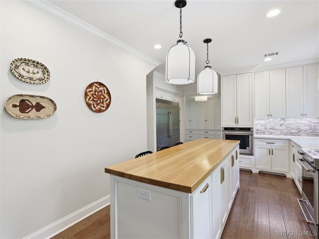 632 Horseshoe Curve, Pike Road, AL 36064