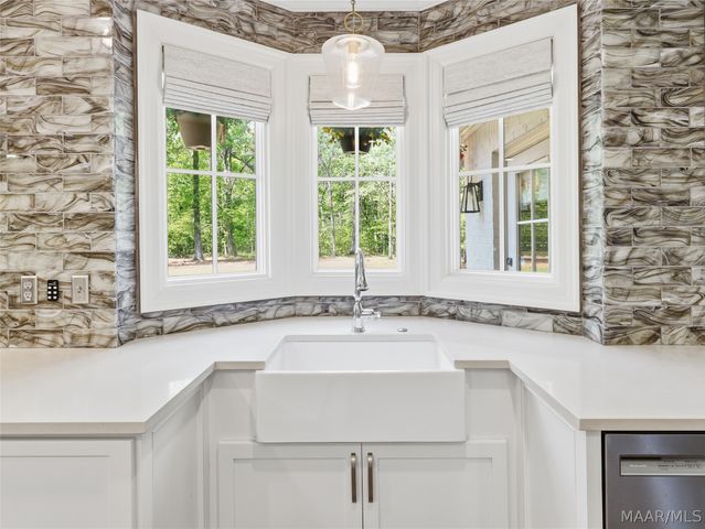 632 Horseshoe Curve, Pike Road, AL 36064